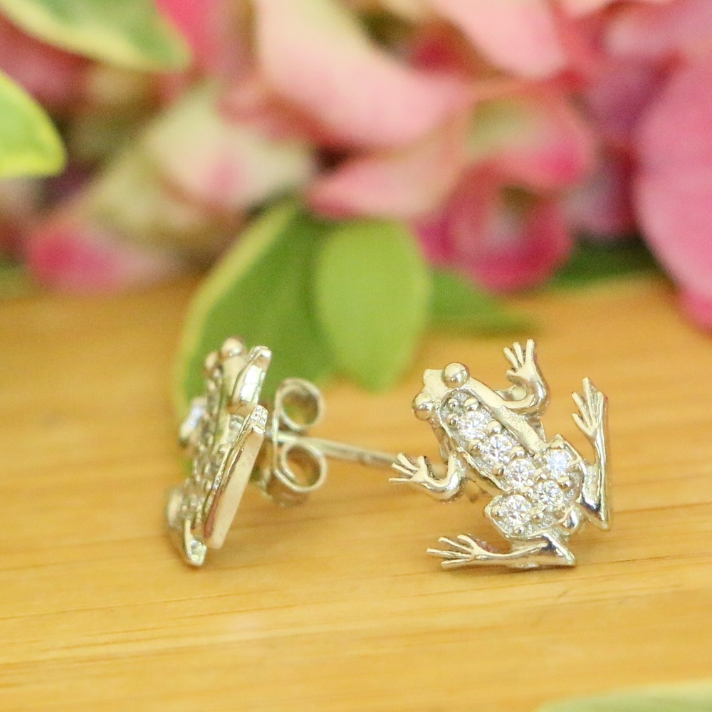 925Sterling Silver Frog with Cubic Zirconia Stones - Picture 4 of 7